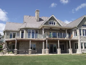 Elegant & Unobstructed front Views with Topless Glass Railing