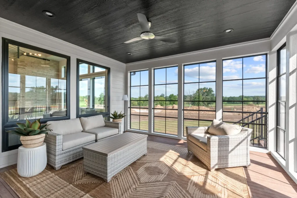 porch enclosure Pewaukee