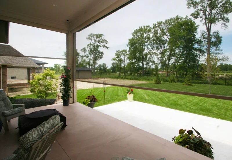 Retractable Screen System
