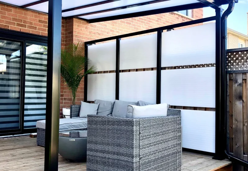 acrylic roof and privacy screen